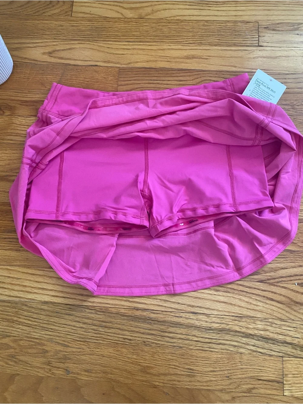 Lululemon Rival MR Skirt  in sonic pink size 8- long. NWT - Picture 7 of 8